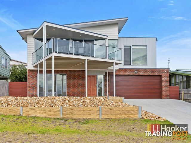 28 Outlook Drive LAKE TYERS BEACH VIC 3909