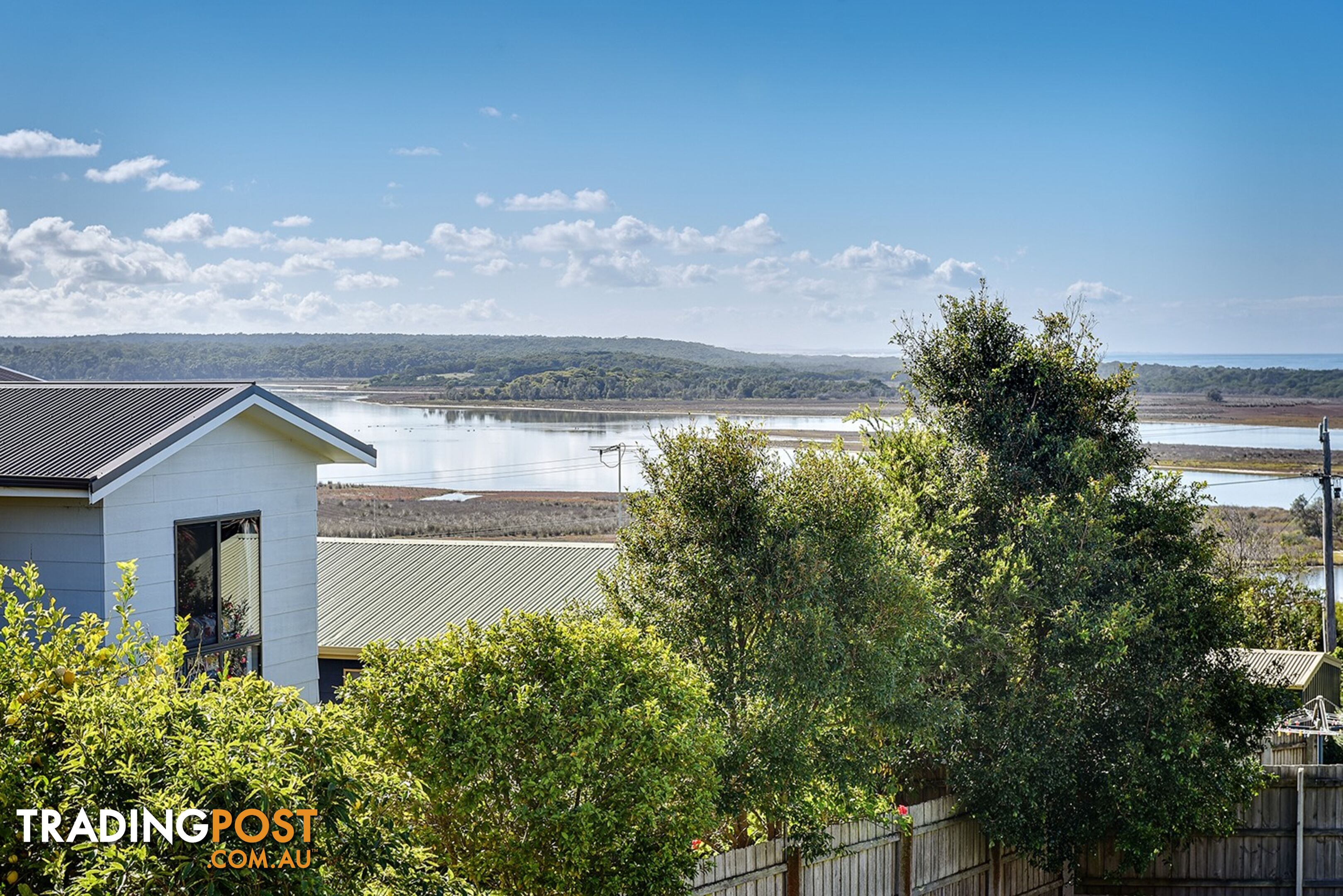 25 Hillcrest Way LAKE TYERS BEACH VIC 3909