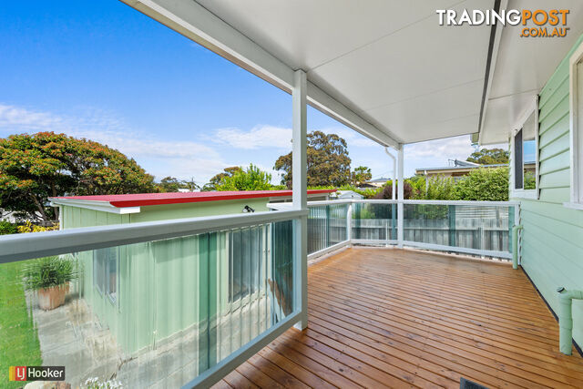 14 Robin Street LAKES ENTRANCE VIC 3909