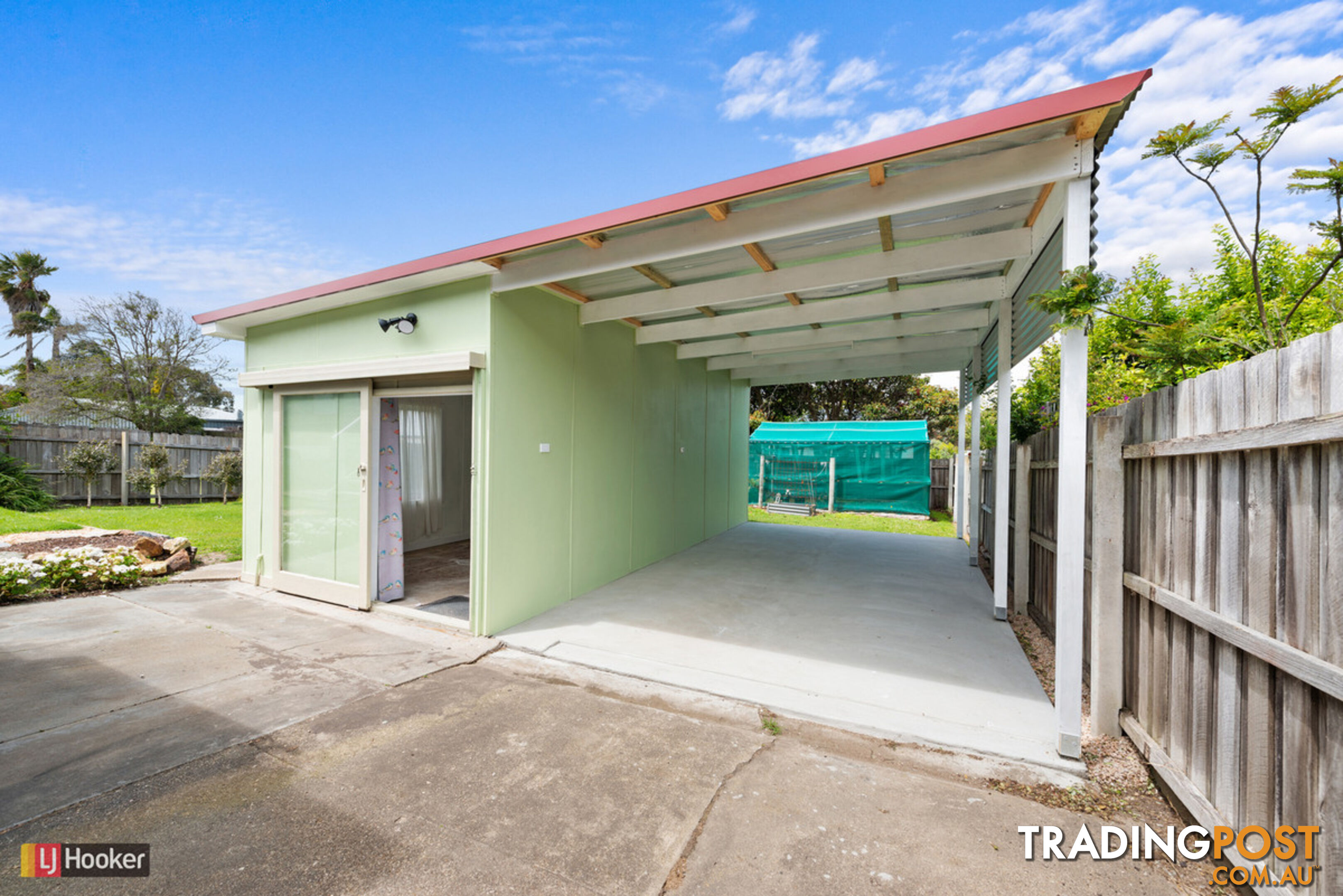 14 Robin Street LAKES ENTRANCE VIC 3909