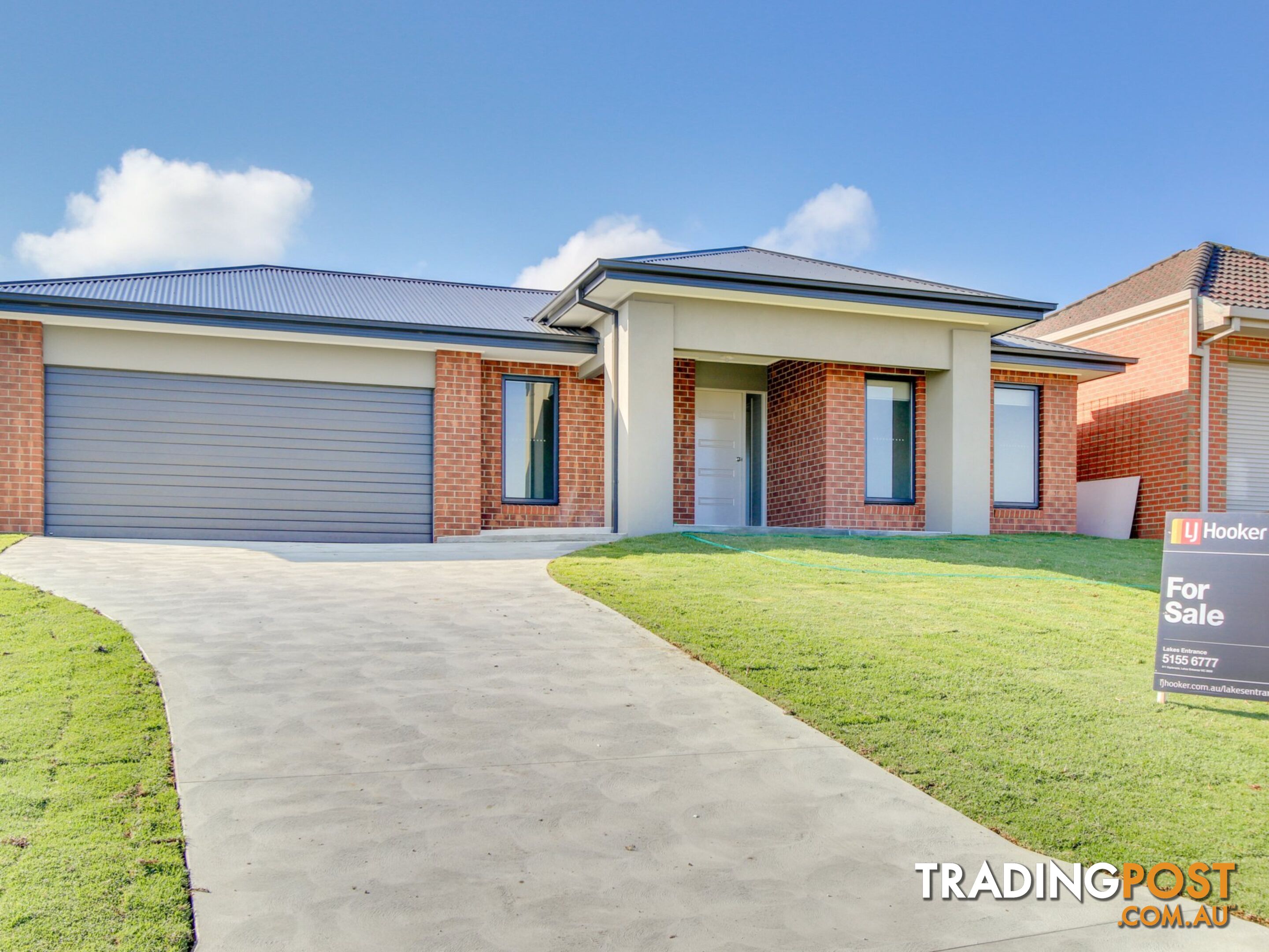 11 Ewing Court LAKES ENTRANCE VIC 3909