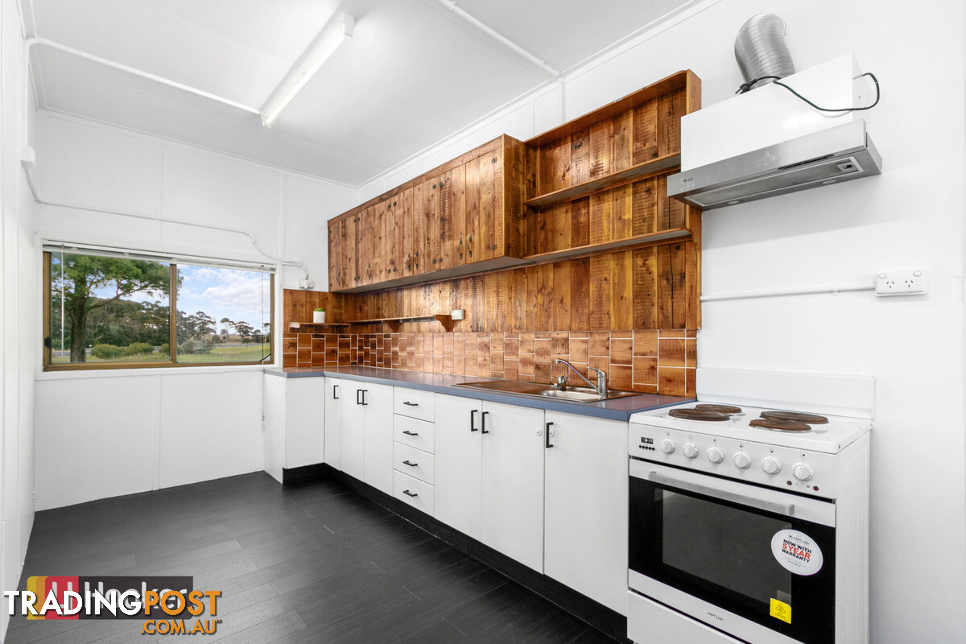 3056 Princes Highway KALIMNA WEST VIC 3909