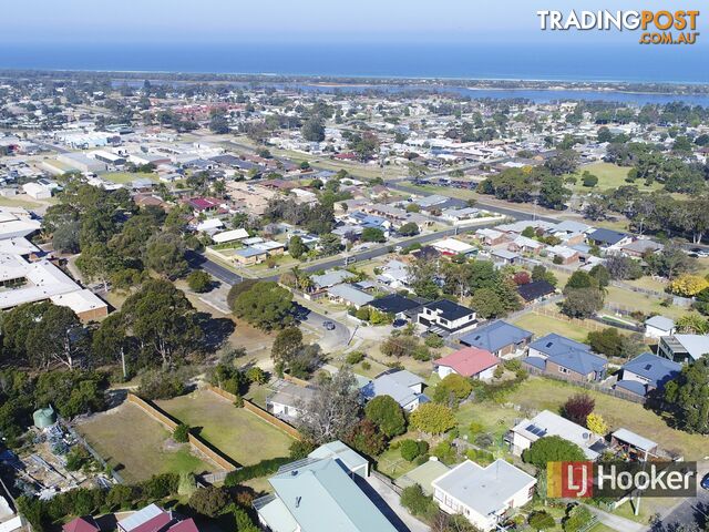 7A Outlook Avenue LAKES ENTRANCE VIC 3909