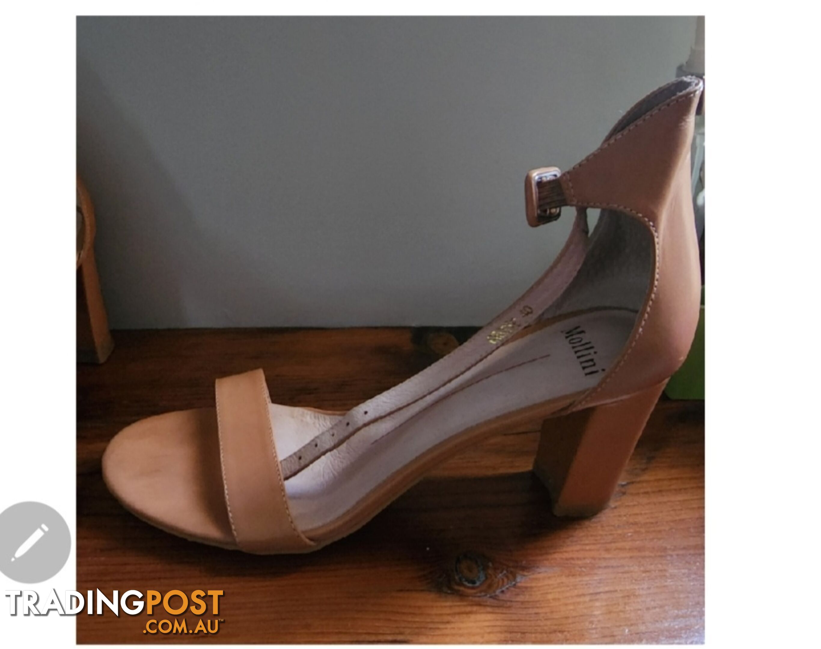 Mollini Gessie tan heels