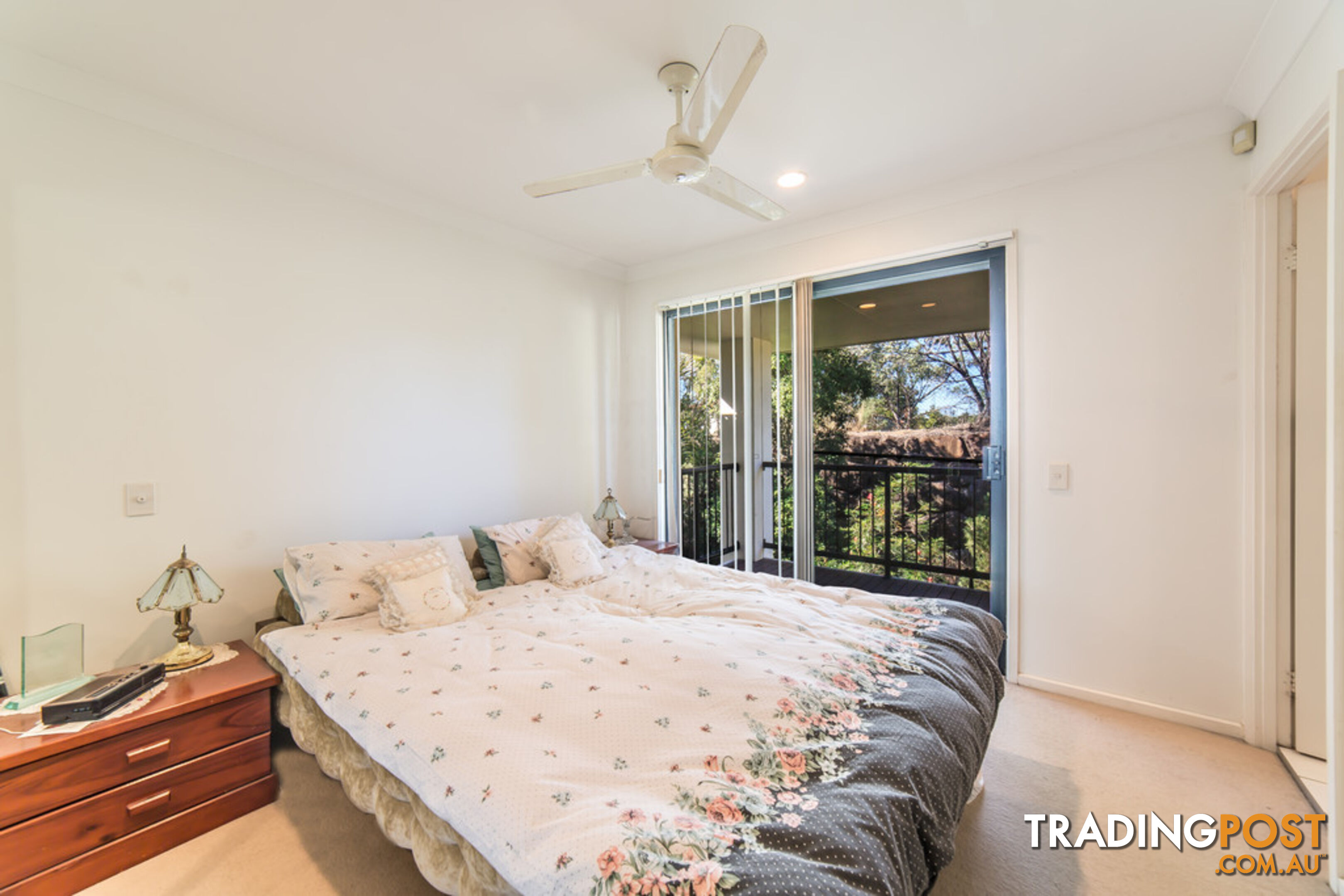 702/2 Gentian Drive ARUNDEL QLD 4214