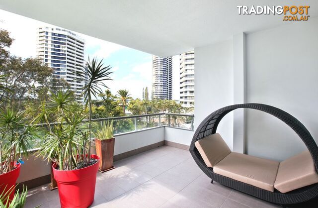 82/20 'Harmony' Bayview Street RUNAWAY BAY QLD 4216