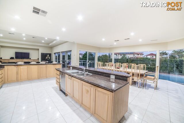 6 Palmcrest Drive CARRARA QLD 4211