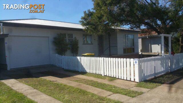 14 Jacaranda Street EAST IPSWICH QLD 4305