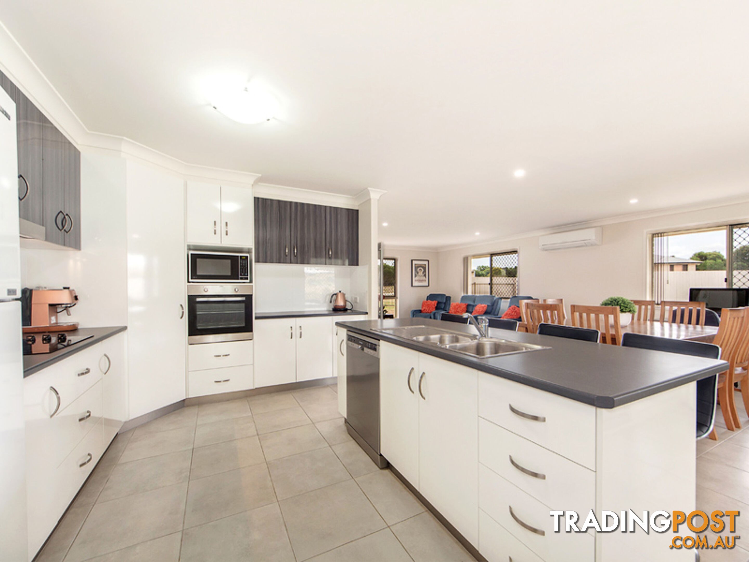 72 PAT SLATTERY PLACE LOWOOD QLD 4311