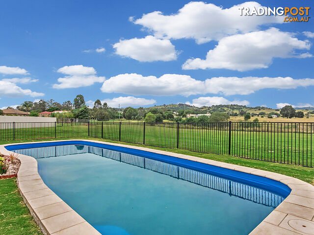 72 PAT SLATTERY PLACE LOWOOD QLD 4311