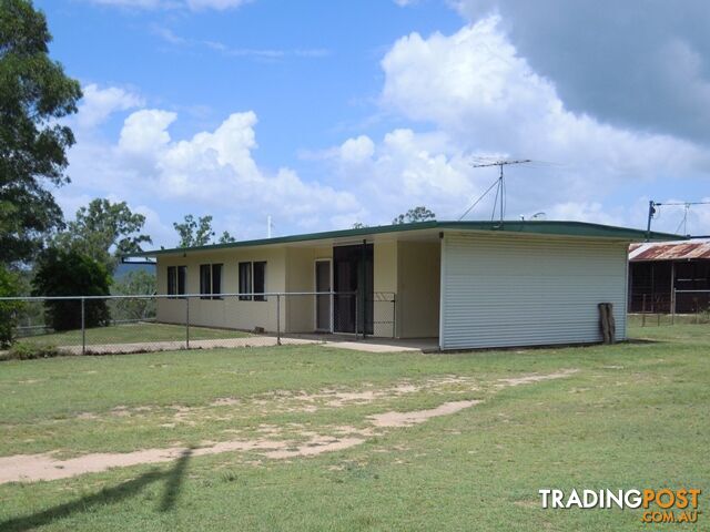 94 Lloyds Road WANORA QLD 4306