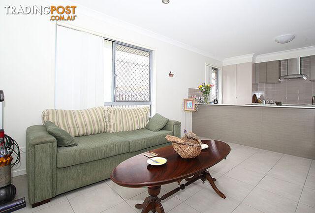 42 Pendragon Street RACEVIEW QLD 4305