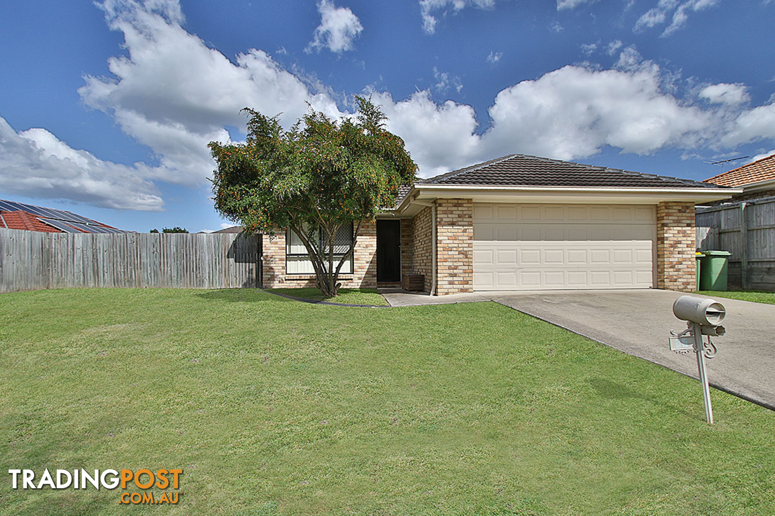 17 Elcock Ave CRESTMEAD QLD 4132