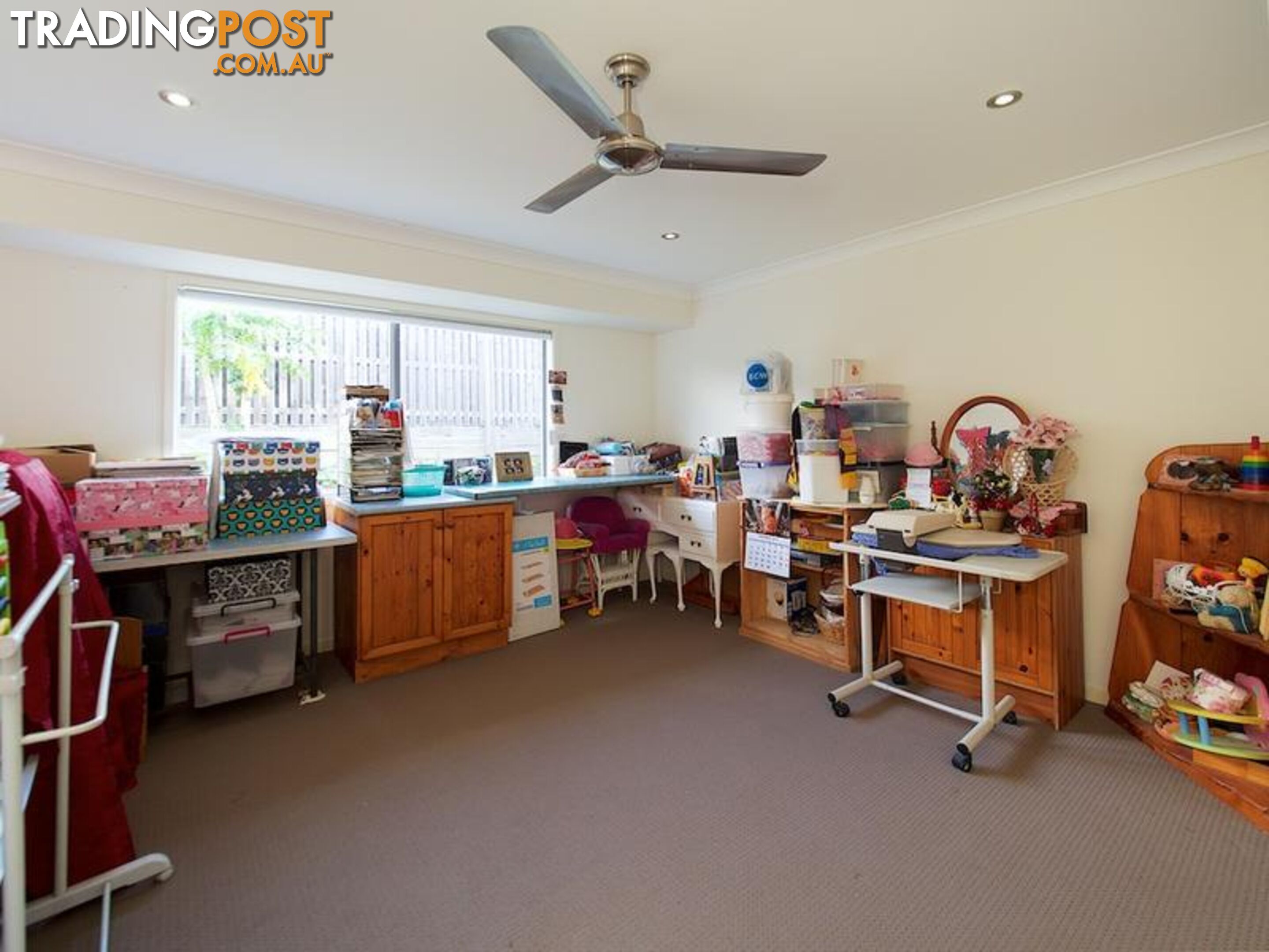 5 WILLOWOOD PLACE FERNVALE QLD 4306