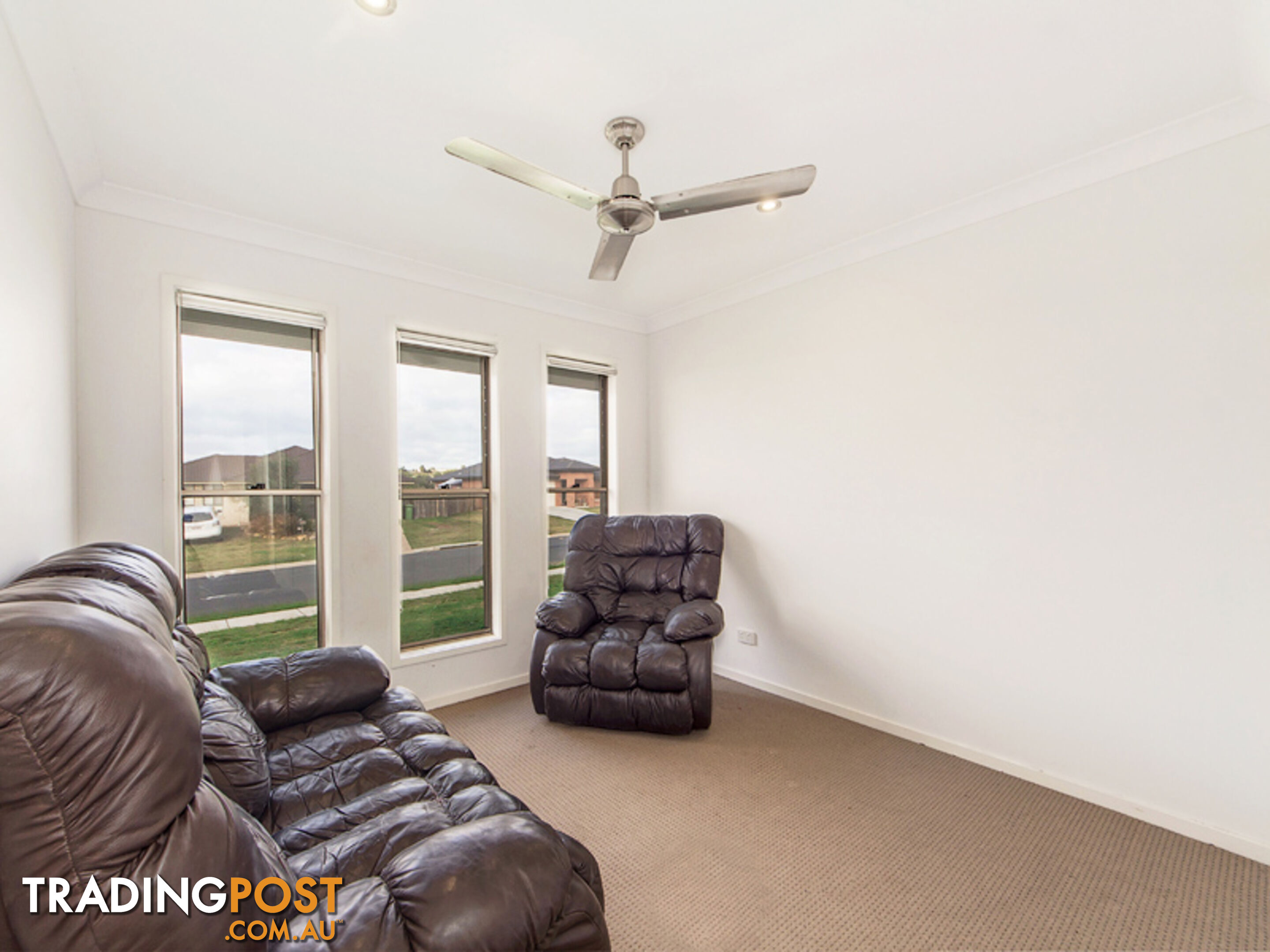 24 Peregrine Dr LOWOOD QLD 4311