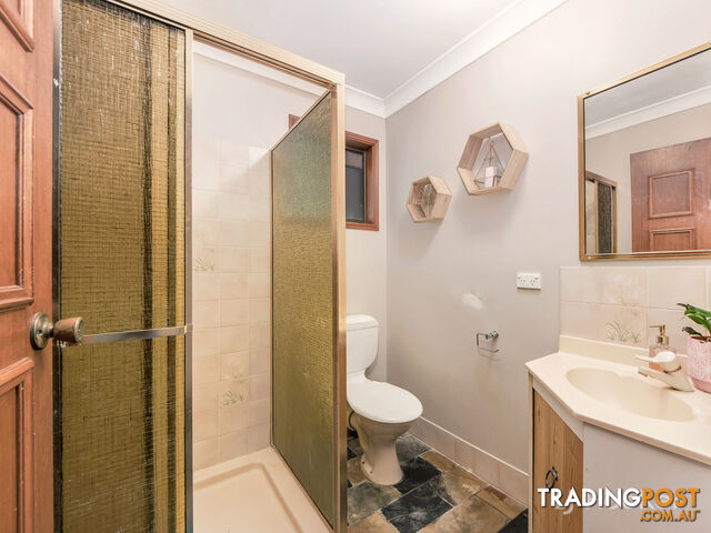 60 Caledonian Road THAGOONA QLD 4306