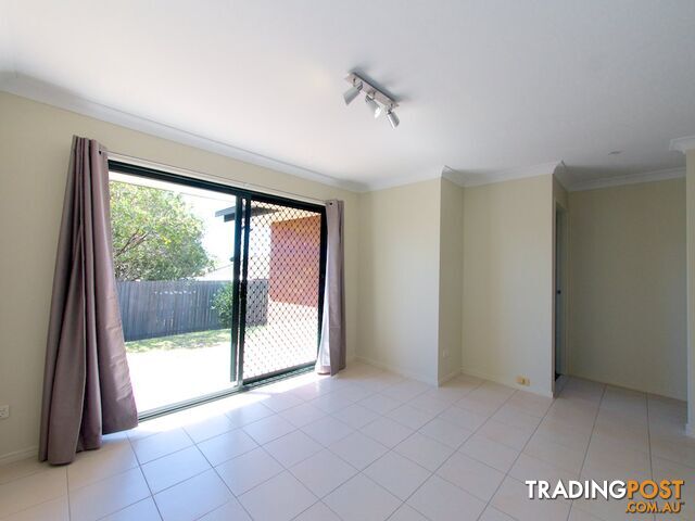 1/13 Iroquois Court BRASSALL QLD 4305