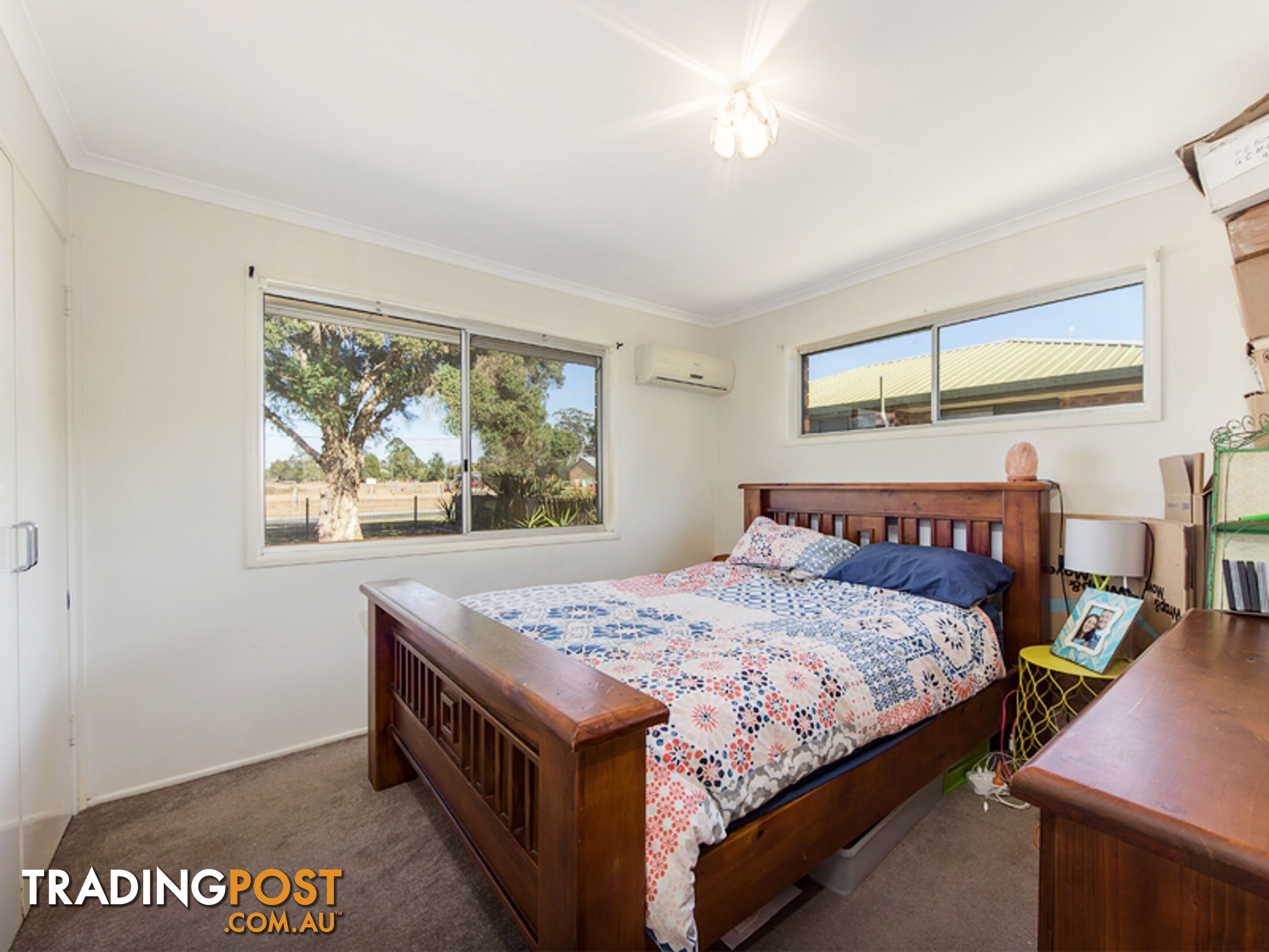 33 Bell St WALLOON QLD 4306