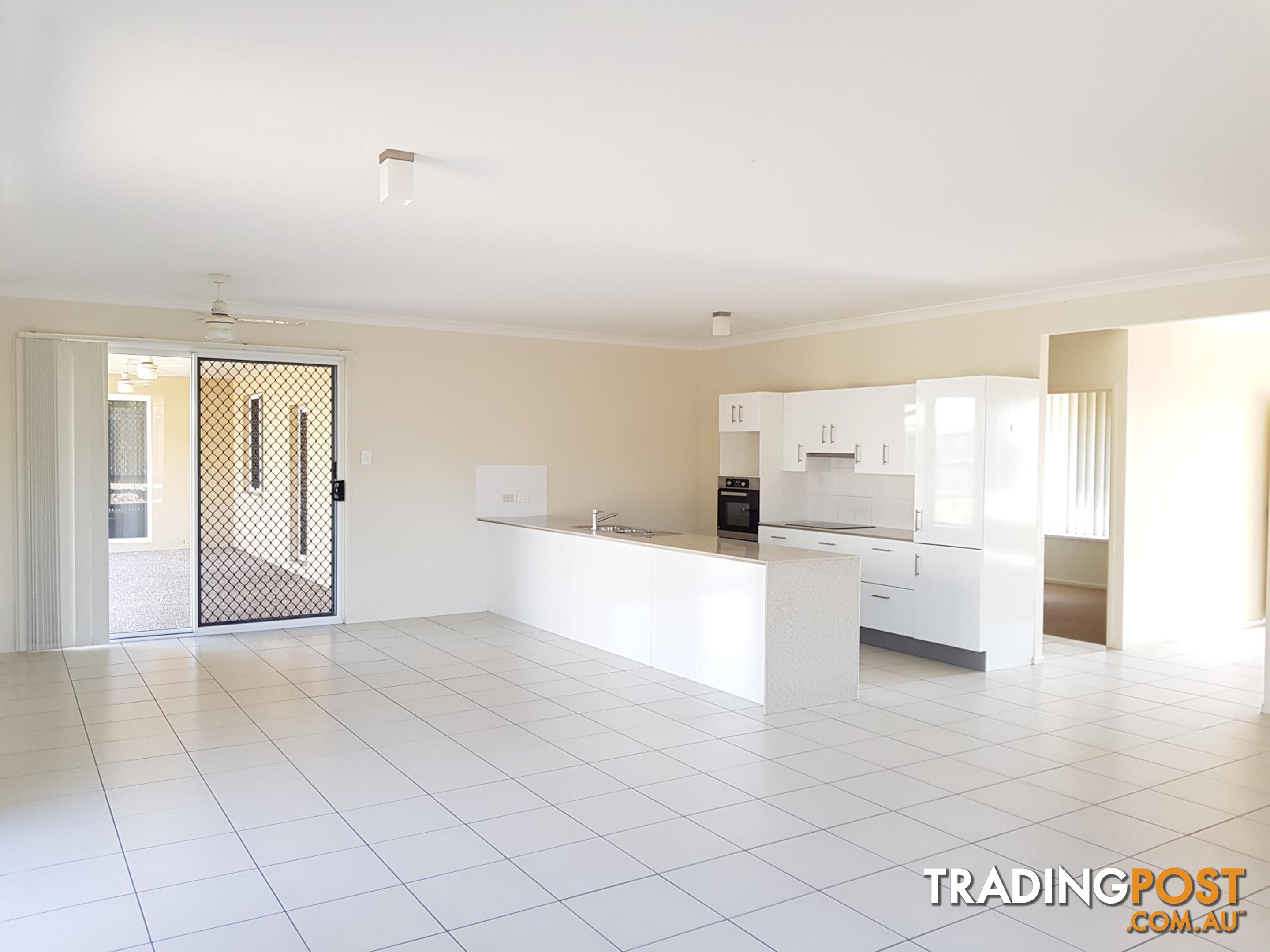 17 Iris Court YAMANTO QLD 4305