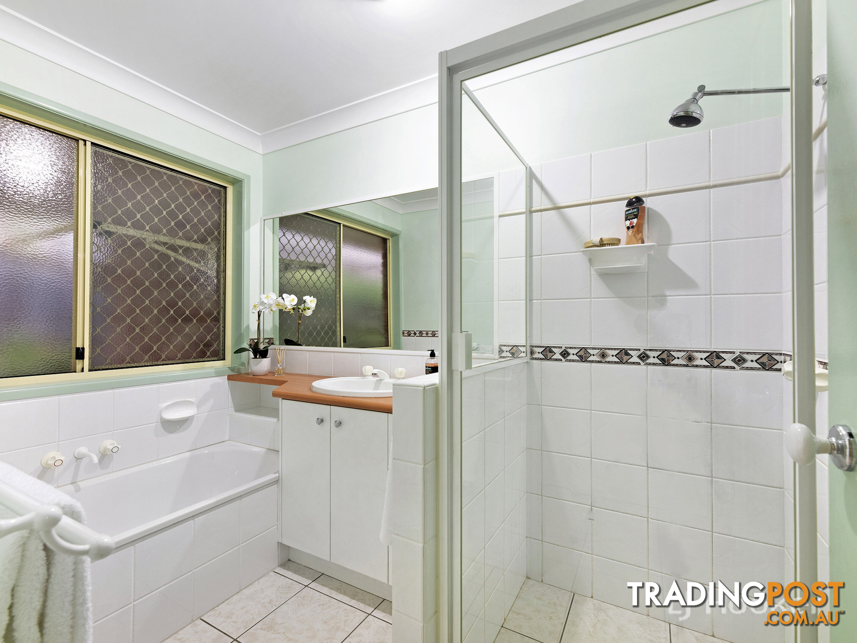 2 Catherine Place FLINDERS VIEW QLD 4305