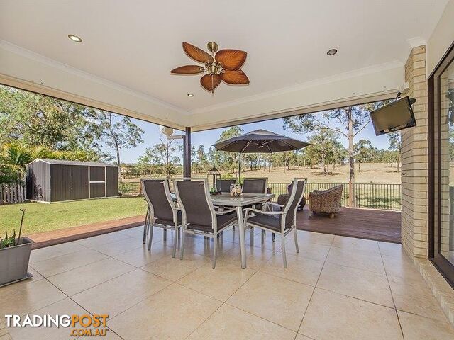 4 DALEWOOD PLACE FERNVALE QLD 4306