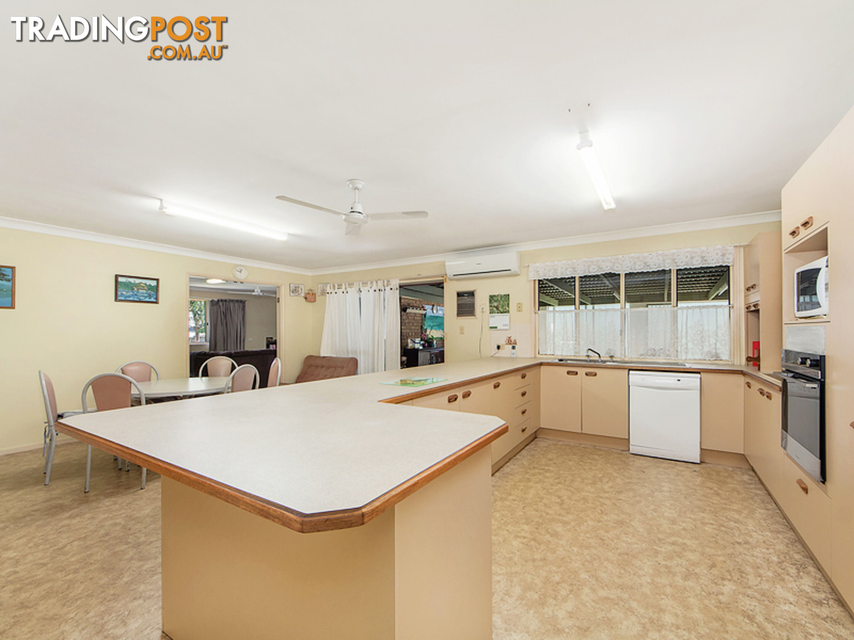 50a  street BUNDAMBA QLD 4304