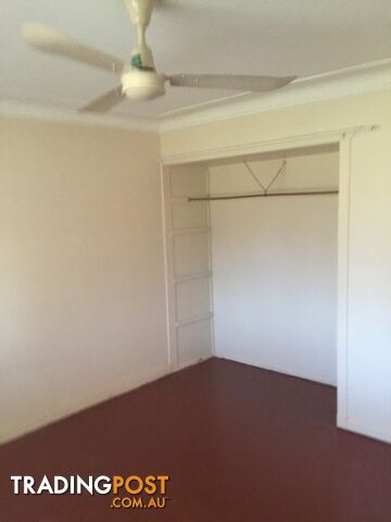 1/2 Daniel Street LOWOOD QLD 4311