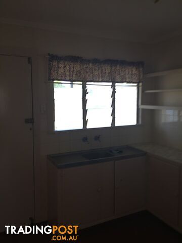 1/2 Daniel Street LOWOOD QLD 4311