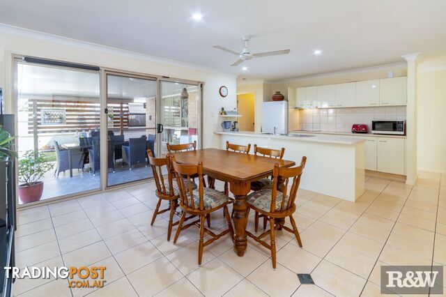 217 Bestmann Road East Sandstone Point QLD 4511