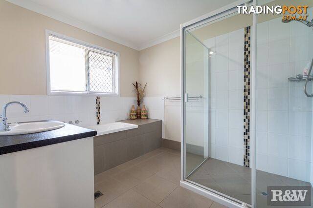 132 Wattlebird Drive Elimbah QLD 4516