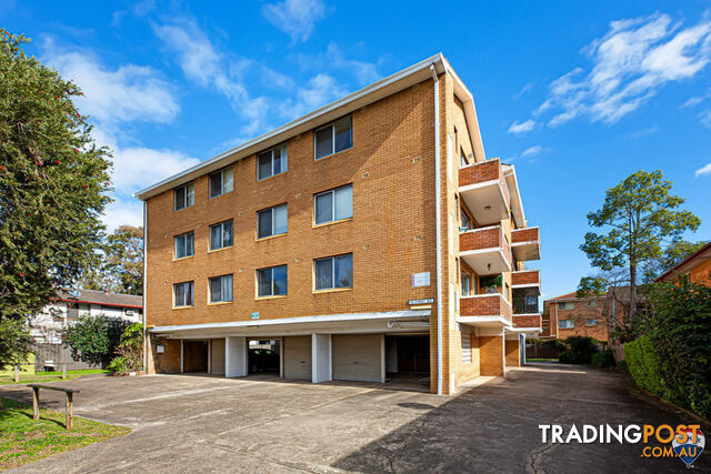 4/15 FIRST STREET KINGSWOOD NSW 2747