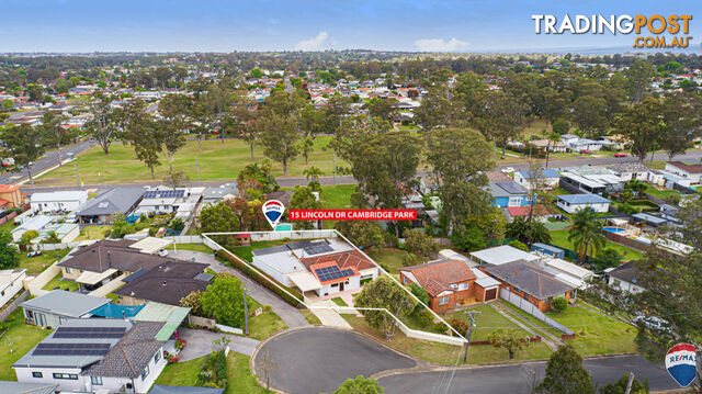 15 LINCOLN DRIVE CAMBRIDGE PARK NSW 2747