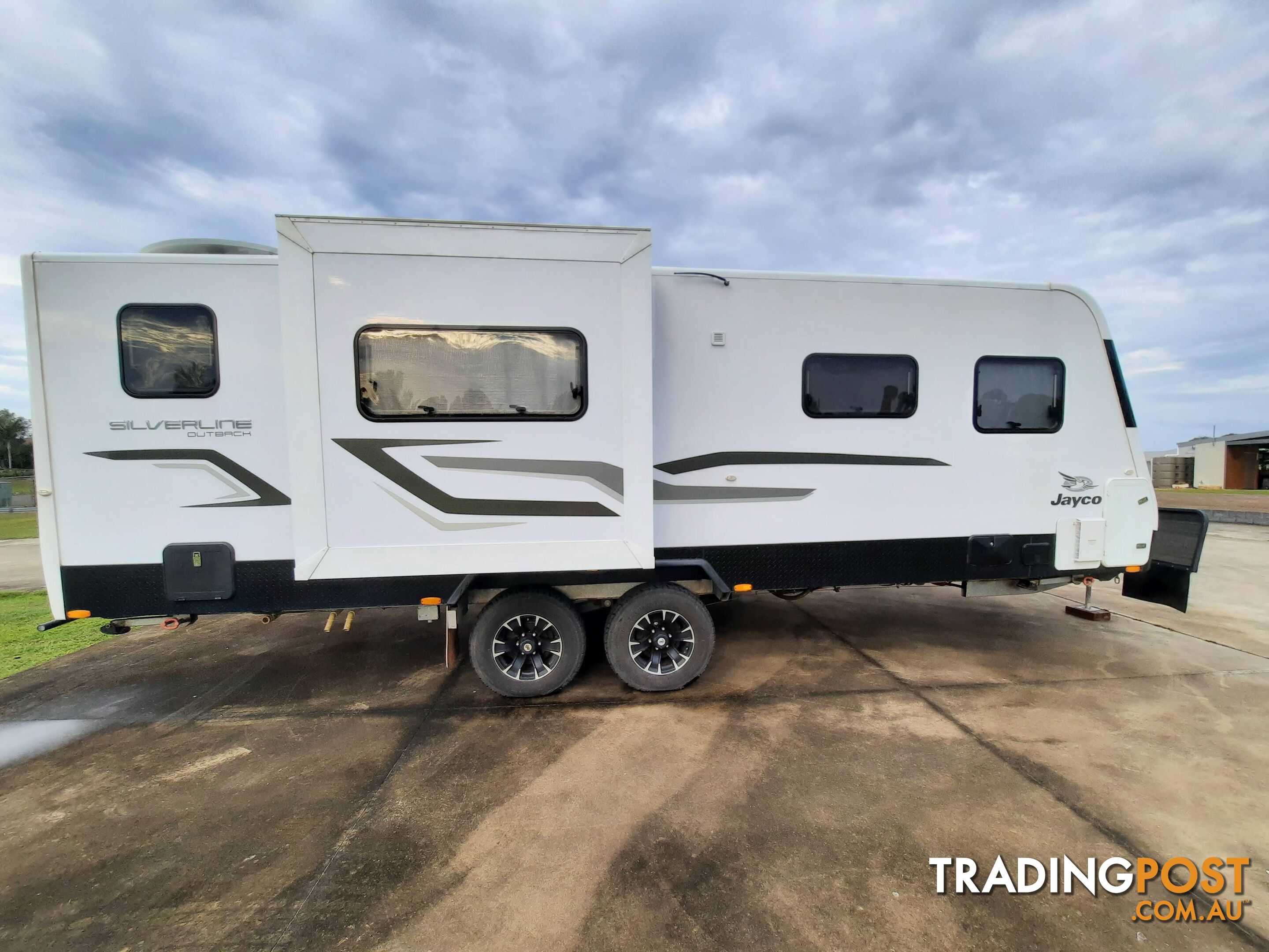 2015 Jayco SILVERLINE OUTBACK 7.5m (25ft) 24&#39; OB (24.75-2)