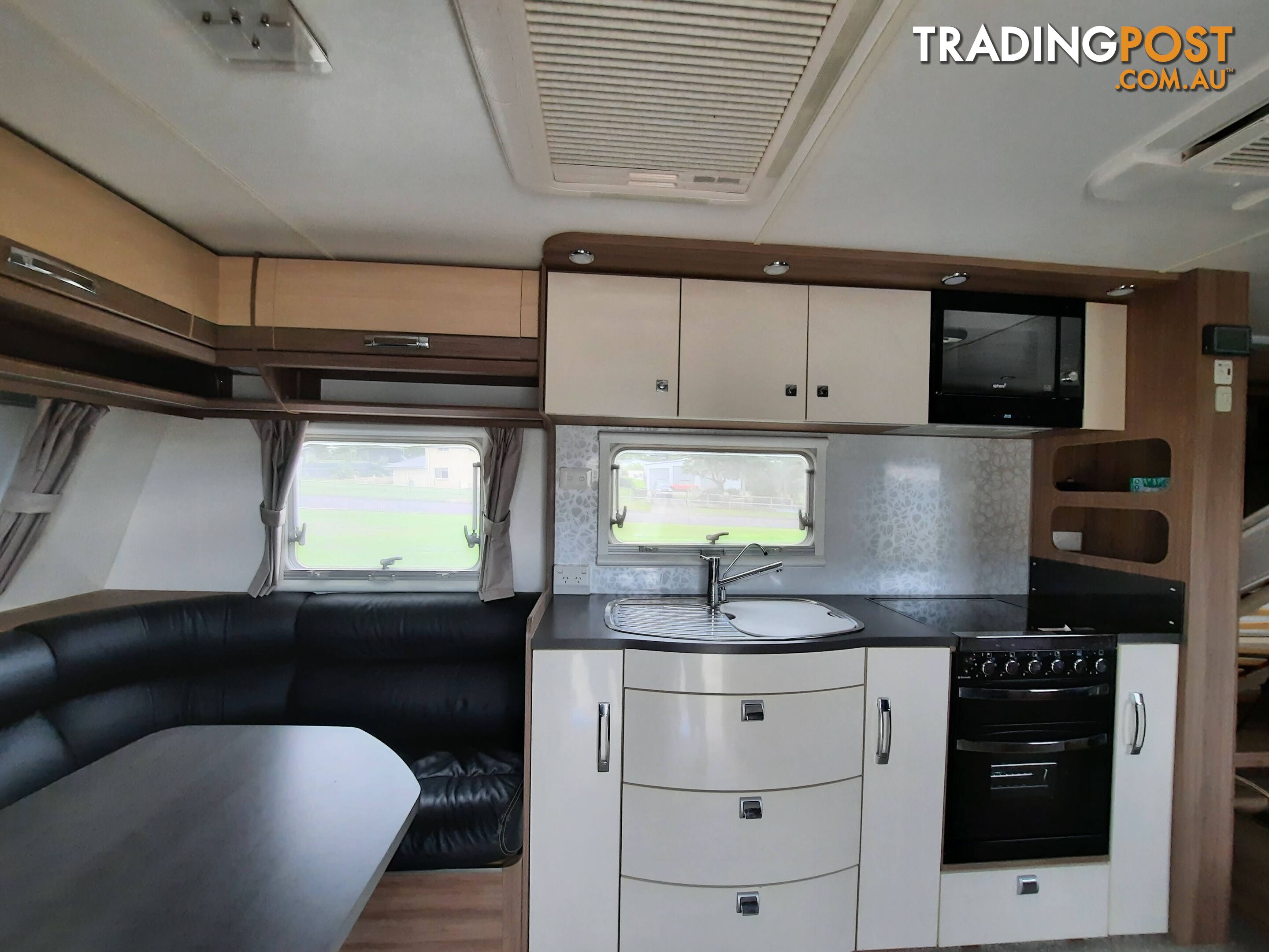 2015 Jayco SILVERLINE OUTBACK 7.5m (25ft) 24&#39; OB (24.75-2)