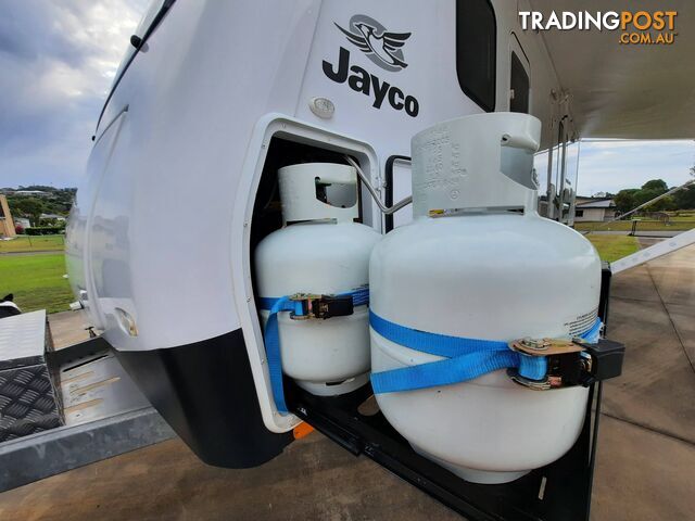 2015 Jayco SILVERLINE OUTBACK 7.5m (25ft) 24&#39; OB (24.75-2)