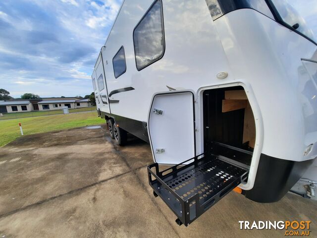 2015 Jayco SILVERLINE OUTBACK 7.5m (25ft) 24&#39; OB (24.75-2)