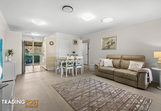 Unit 6/30 Meadowlands Road CARINA QLD 4152 - photo 2 of 11