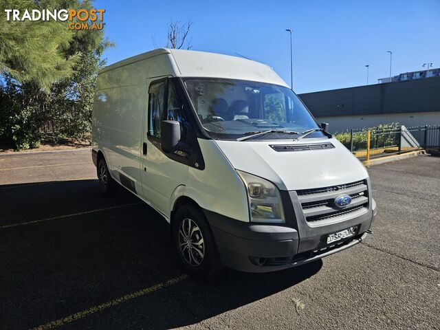 FREEZER/CHILLER 2008 Ford Transit Van Manual