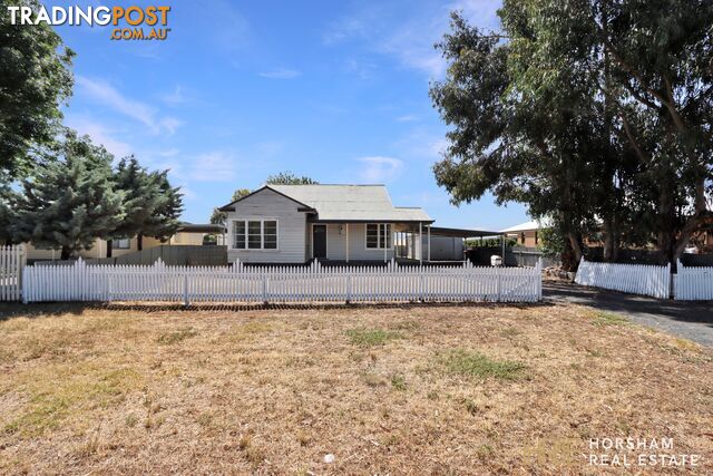 11 Glenferness Street NHILL VIC 3418