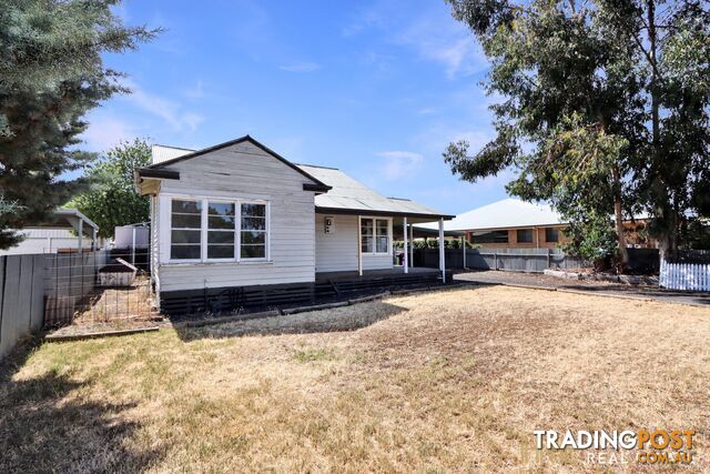 11 Glenferness Street NHILL VIC 3418