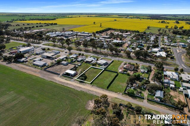 17 McIntyre Street WARRACKNABEAL VIC 3393