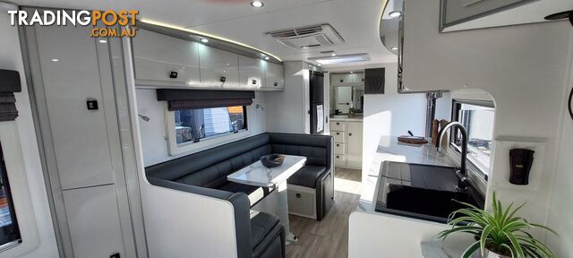 2021 JB CARAVANS SCORPION STING 21'6 CLUB DEMO ONLY - photo 3 of 6