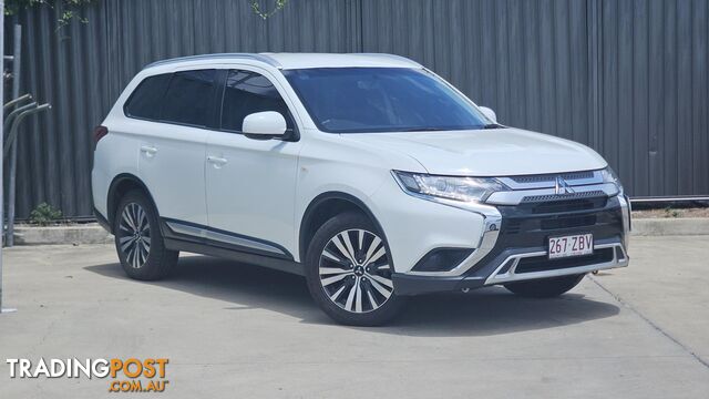 2019 MITSUBISHI OUTLANDER ES  SUV