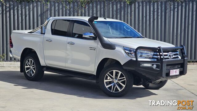 2015 TOYOTA HILUX SR5  UTE