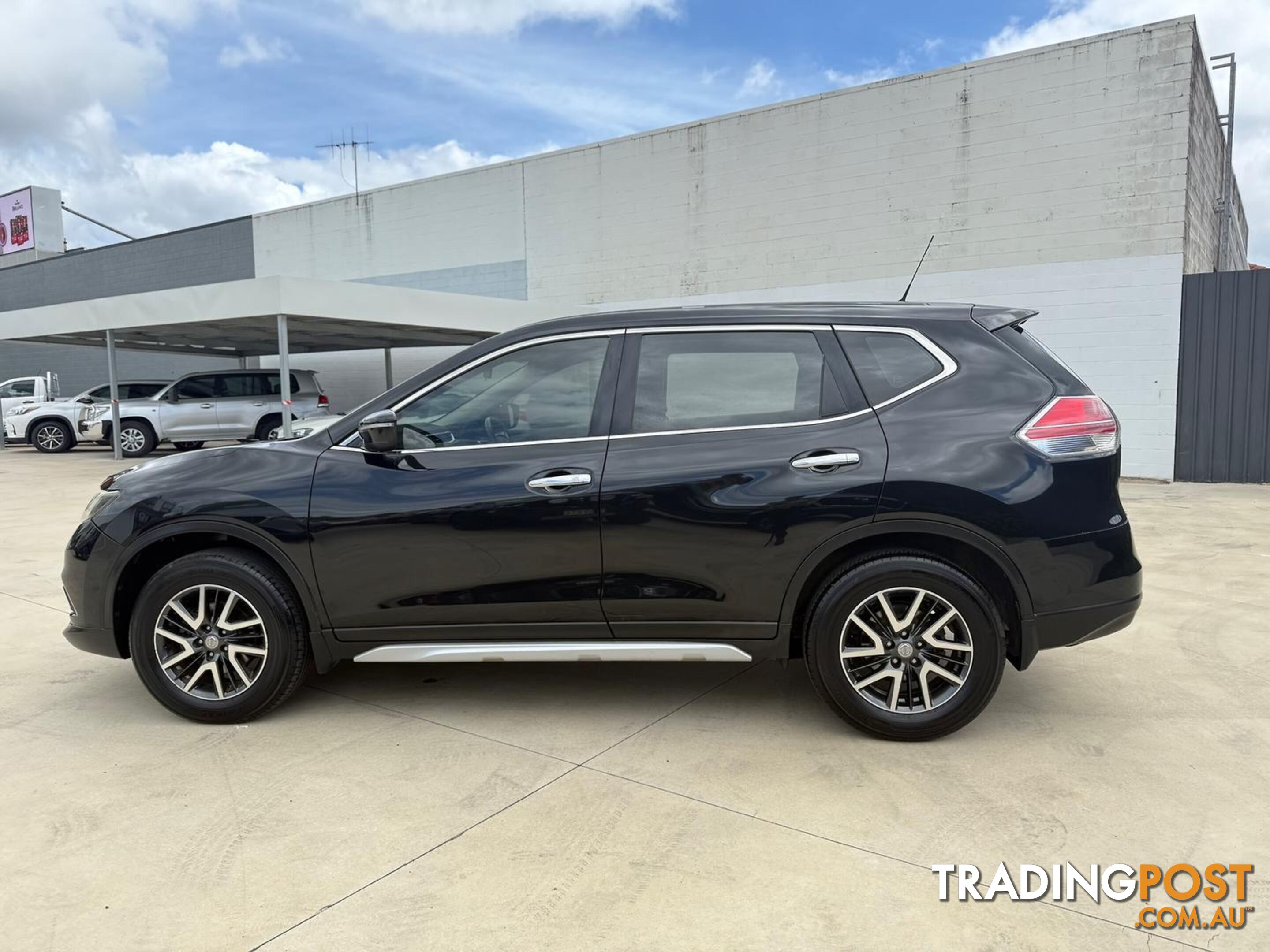 2016 NISSAN X-TRAIL ST  SUV