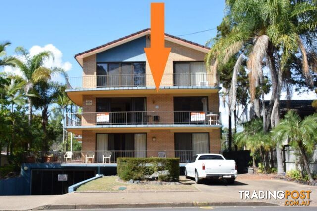 4/394 Esplanade TORQUAY QLD 4655