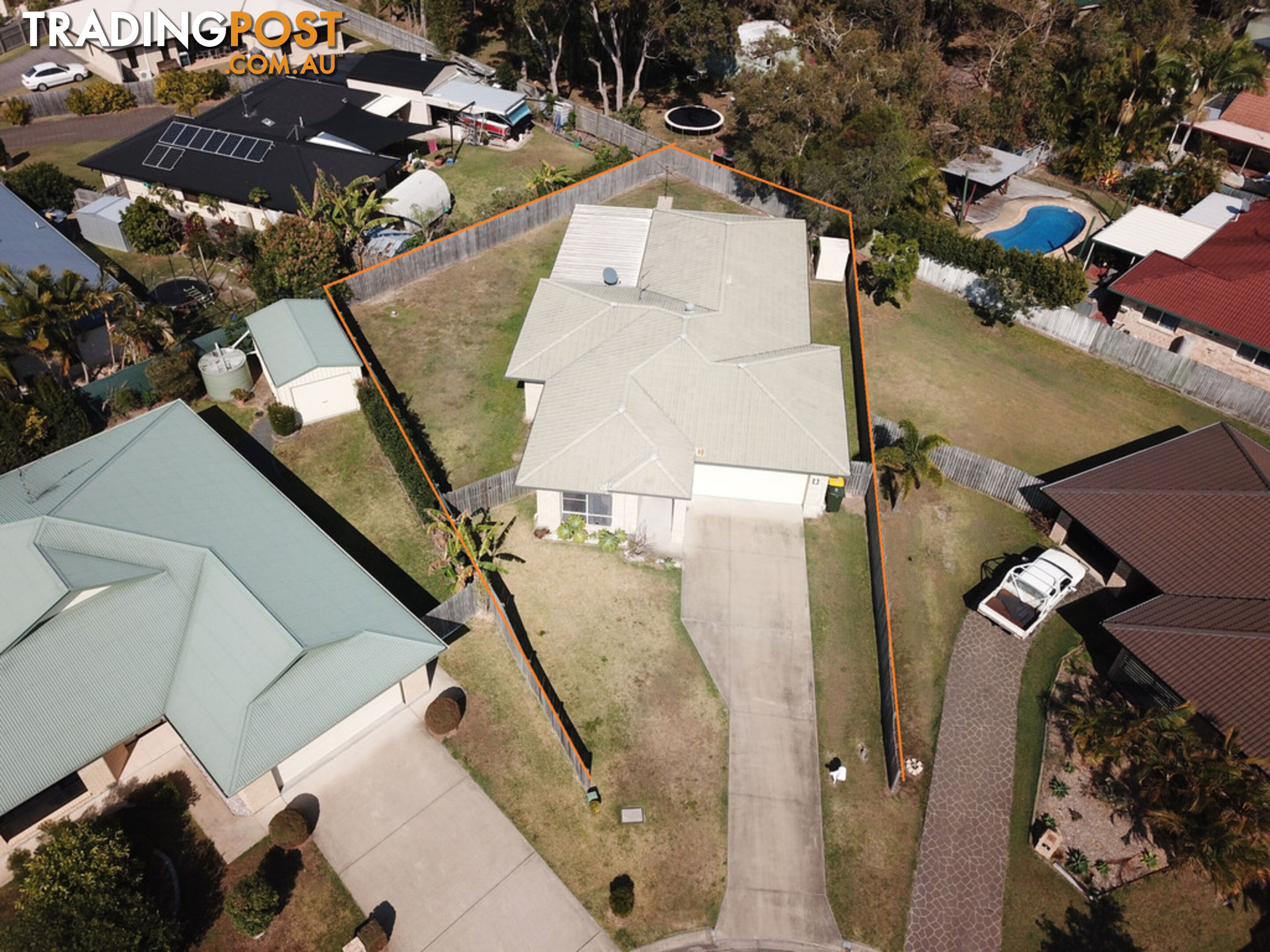 8 Blackall Court TORQUAY QLD 4655