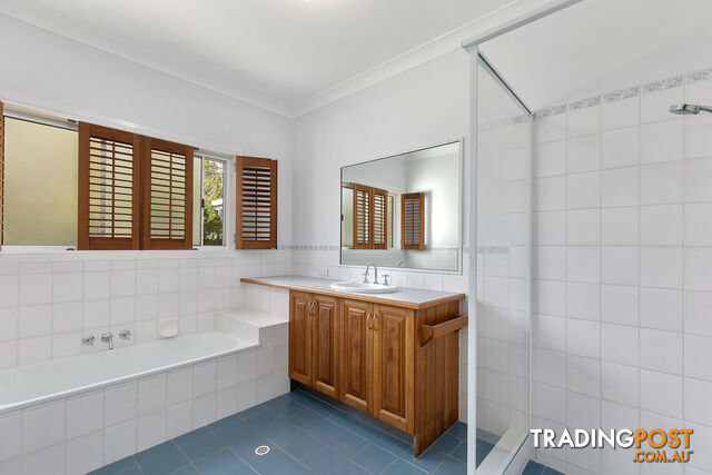 11 Palmwood Drive DUNDOWRAN BEACH QLD 4655