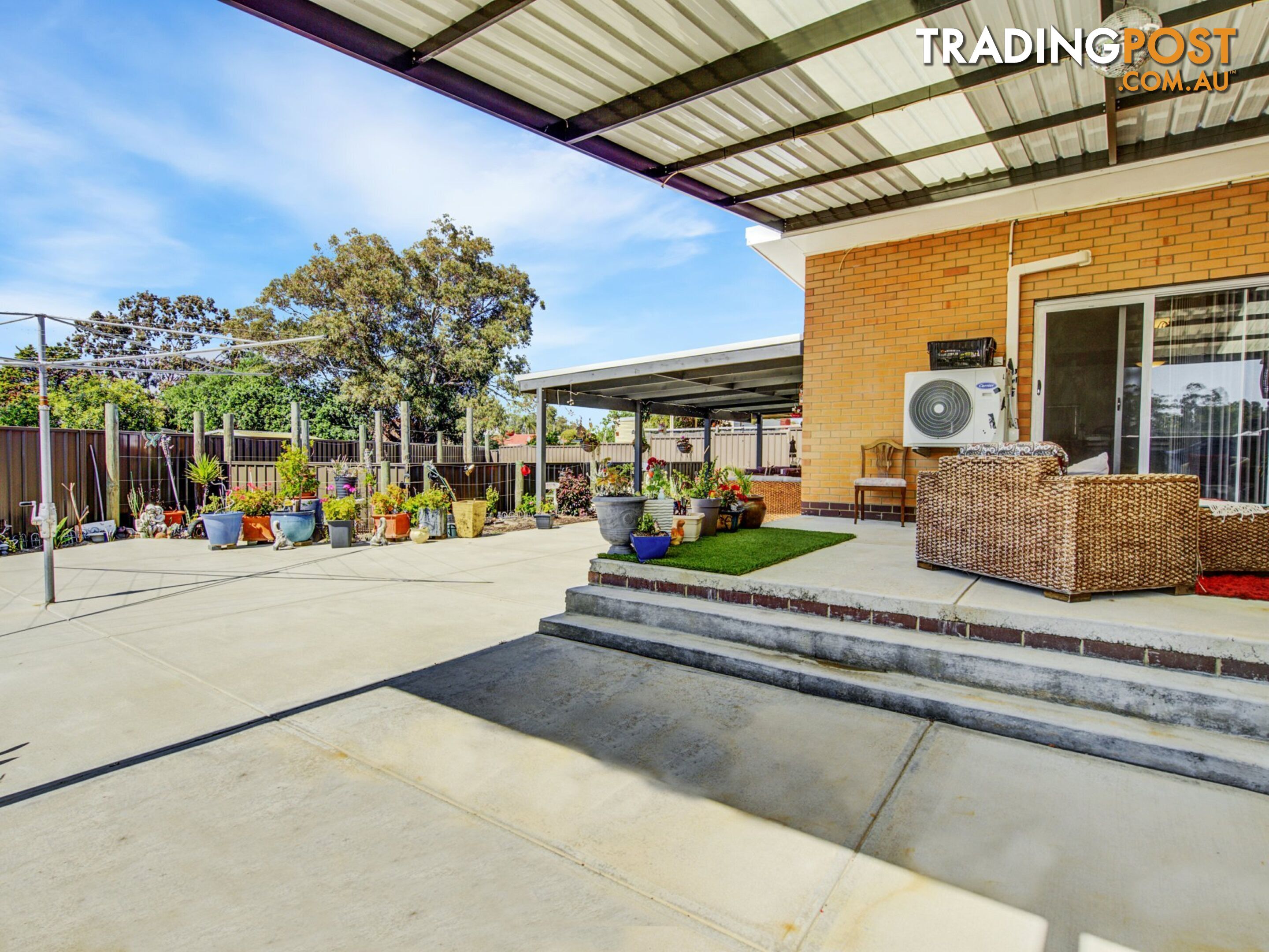 20 Brabourne Street MADDINGTON WA 6109