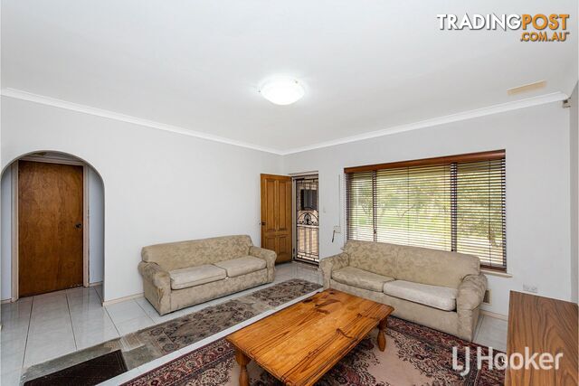 44 Sussex Street SPEARWOOD WA 6163